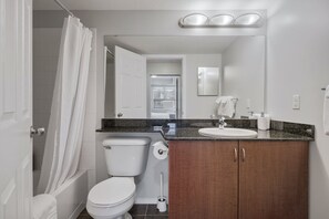 Apartment | Badezimmer
