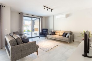 TV - Villa Exclusive Paradise 2 (Dalyan)