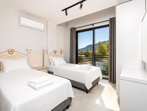 5 quartos, ferros/tábuas de passar roupa, Wi-Fi, roupa de cama