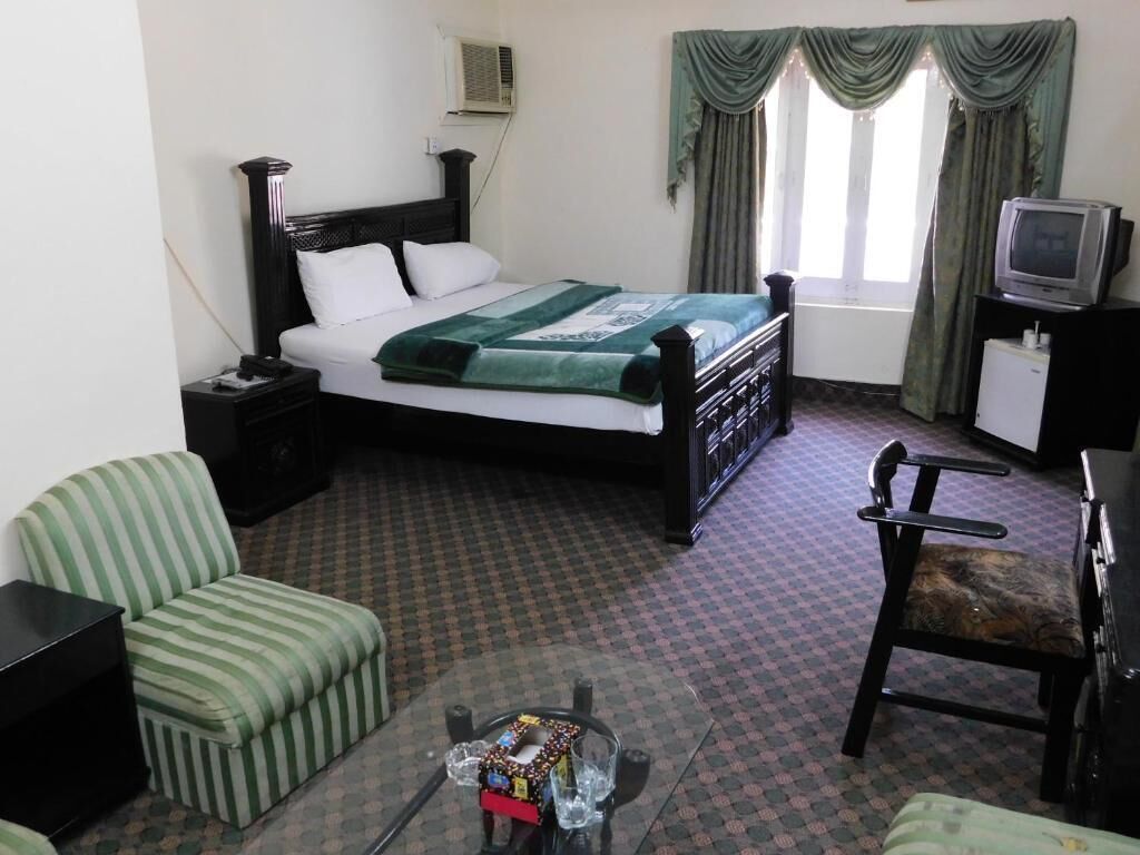 Chambre Standard Double ou avec lits jumeaux | Wi-Fi gratuit