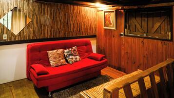 Junior Suite | Living area | TV