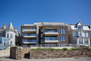 Exterior - Apartment, Sea Views, 5 mins Walk to Fistral (Newquay)
