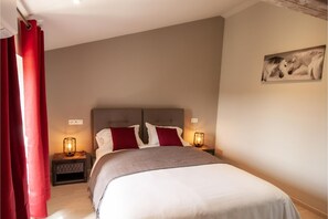 3 bedrooms, WiFi