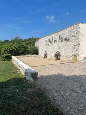 Enceinte de l’hébergement