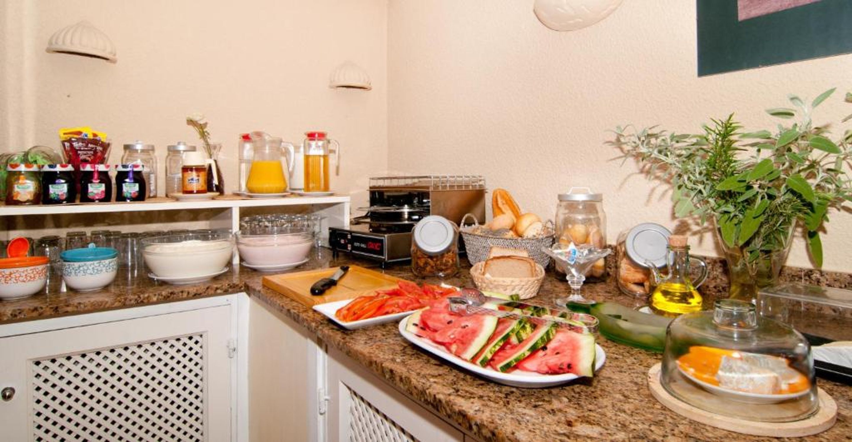 Free daily cooked-to-order breakfast