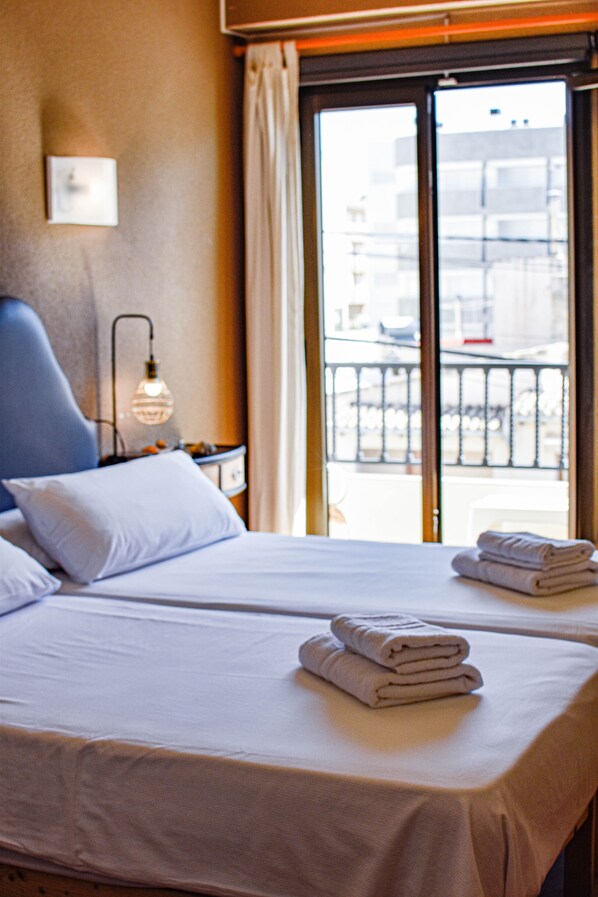 Comfort tweepersoonskamer | Gratis wifi, beddengoed