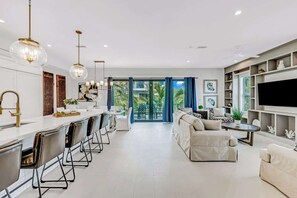 TV connectée, jeux vidéo, baby-foot, espaces bureaux