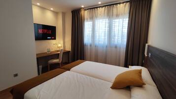 Standard Twin Room | Free WiFi, bed sheets