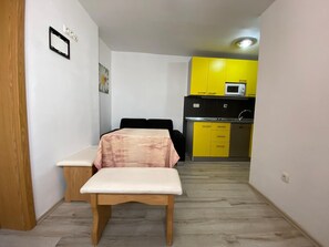 Interior - App on 1EG with sea view Terrace on 3EG (Vodice)