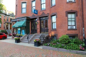 Front of property - Maverick Suites at 402 Columbus Ave (Boston)