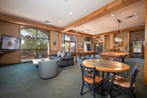Games room - Slope Views in Heart of River Run, Walk to Gondola, Shared Pool & Hot Tub (Keystone)