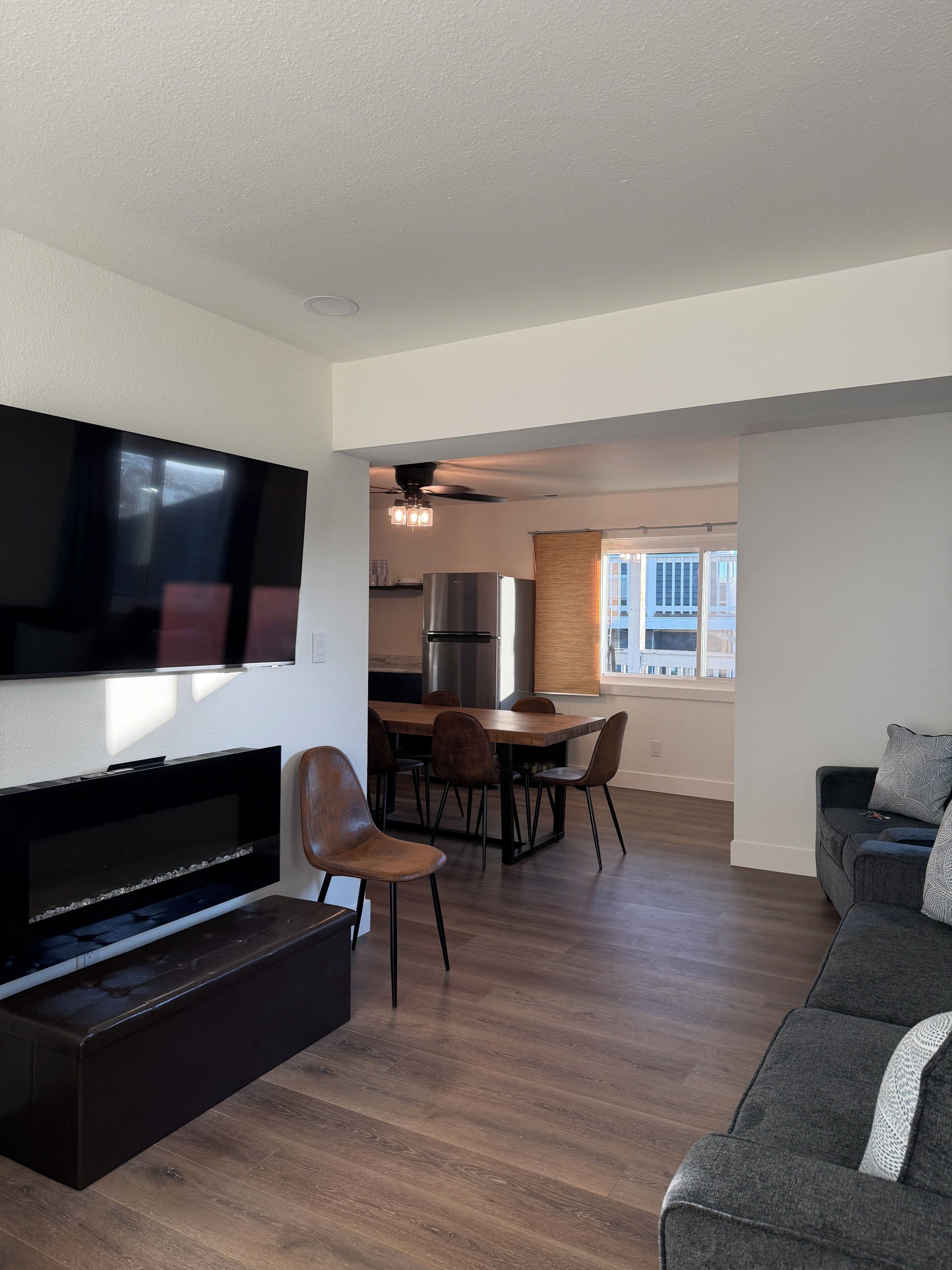Family Cottage, 3 Bedrooms, Fireplace, Lake View | Free WiFi, bed sheets