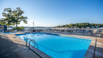 Indoor pool, seasonal outdoor pool, pool umbrellas, sun loungers