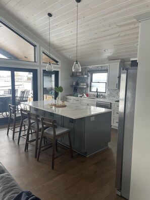 Dining - Mona Lake Living - Awesome lake frontage with kid friendly beach (Norton Shores)