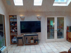 Interior - Forest Home in quiet cul-de-sac (Eugene)