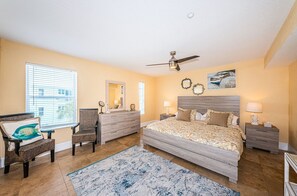 2 bedrooms, desk, iron/ironing board, free WiFi - Family Favorite Vacation Destination with Direct Front Gulf Views! ~ OW304 (Indian Rocks Beach)