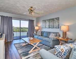 Immagine non classificata, 5 di 28, pulsante