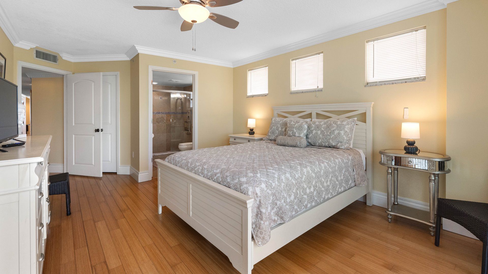 Guest Bedroom 1