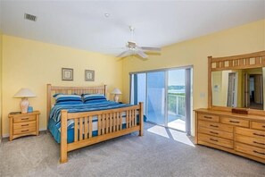 3 bedrooms, iron/ironing board, free WiFi