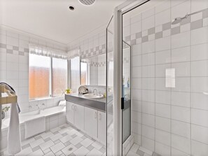 Hair dryer, towels