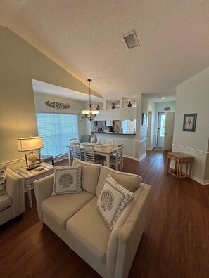 Unclassified image, 3 of 44, button - Amazing Location at the Ship Watch Yacht & Tennis Club 3 month rental~ SHIP1815 (Largo)