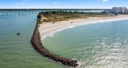 Amazing Location at the Ship Watch Yacht & Tennis Club 3 month rental~ SHIP1815