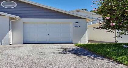Amazing Location at the Ship Watch Yacht & Tennis Club 3 month rental~ Ship1815