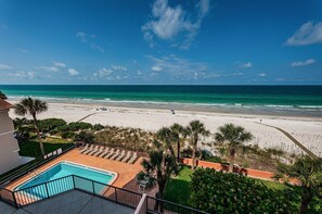 Unclassified image, 5 of 28, button