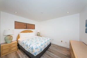 3 chambres, fer et planche à repasser, Wi-Fi gratuit