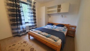 3 bedrooms, WiFi - Holiday home in the immediate vicinity of the free beach (Szántód)