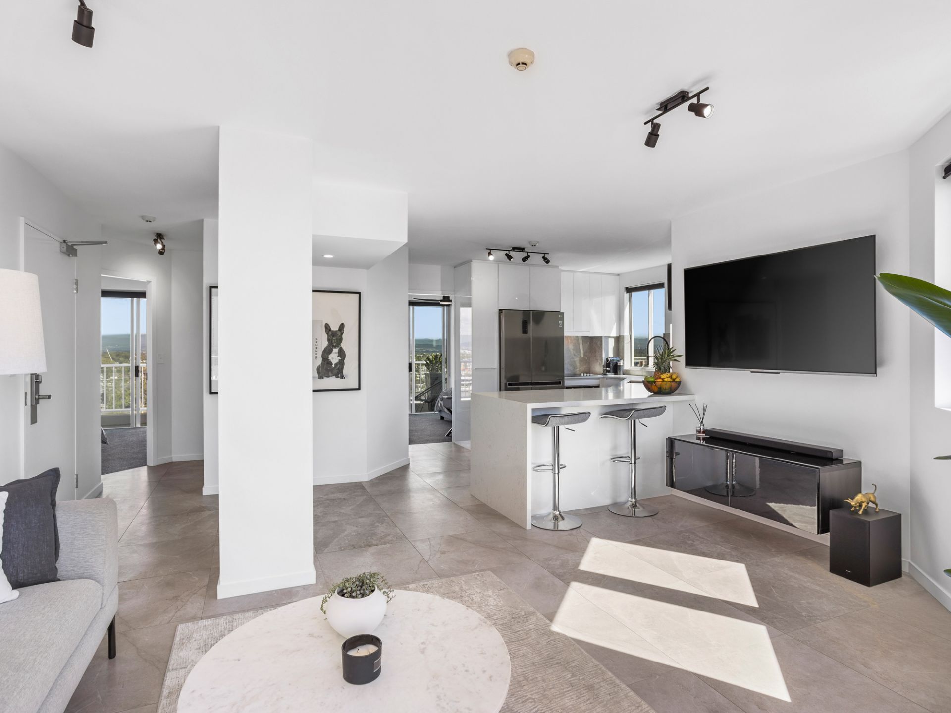 As new renovated Apartment