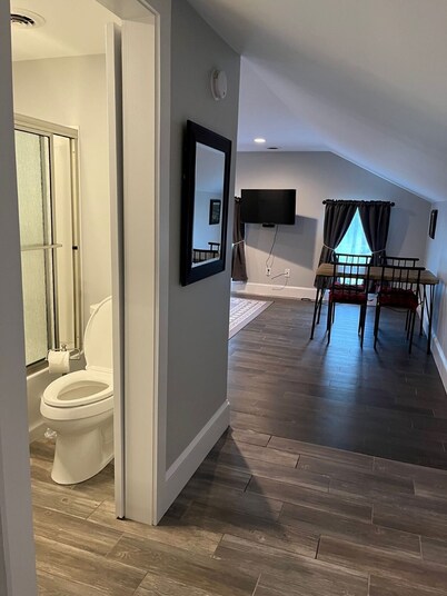 Studio<br>w/kitchen on Alpaca farm Sodus Bay, Wine trails & Brantling ski slope 