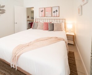 2 camere, ferro/asse da stiro, Wi-Fi gratuito, lenzuola