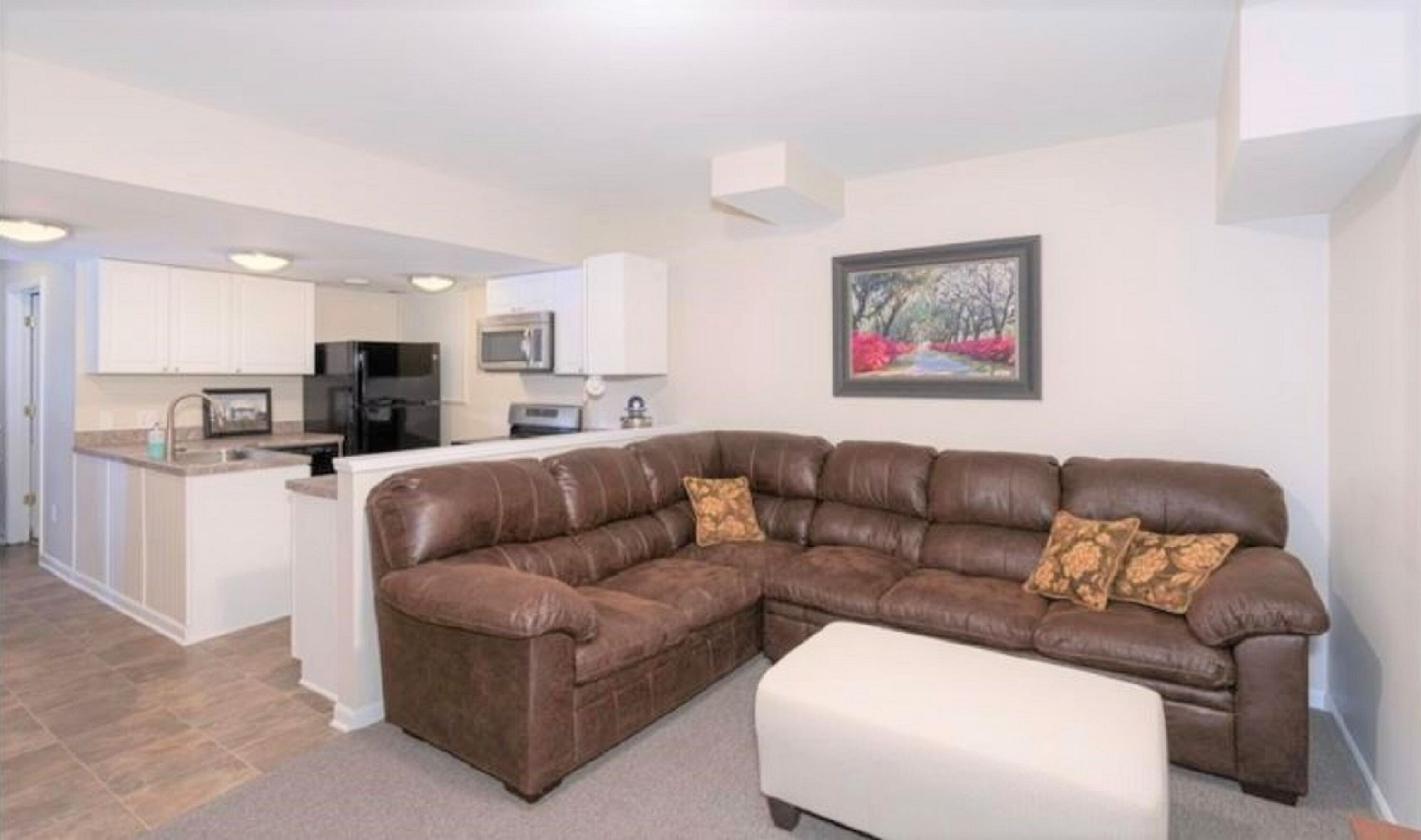 Smart TV, Netflix, Hulu, streaming services