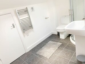 Shower, free toiletries, hair dryer, towels