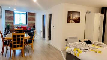 1 bedroom, iron/ironing board, free WiFi, bed sheets