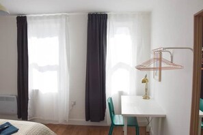 1 Schlafzimmer, Schreibtisch, WLAN