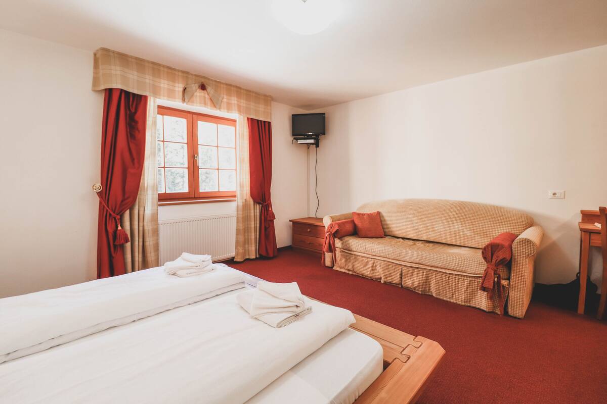 Basic Quadruple Room