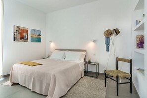 2 dormitorios, tabla de planchar con plancha, wifi y ropa de cama