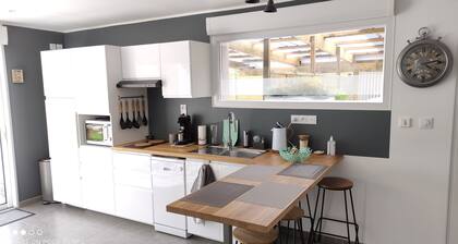 "La Pause au Cub" maison cubique individuelle, tout confort