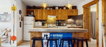 Beautiful retreat close to Okemo with free WiFi, private washer/dryer