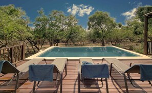 Piscine extérieure