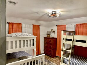 3 bedrooms, WiFi