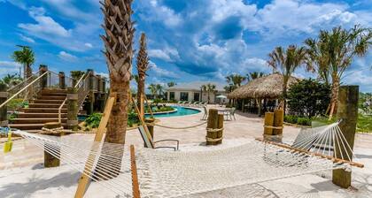 private pool/communal pool/games room/themed bedrooms