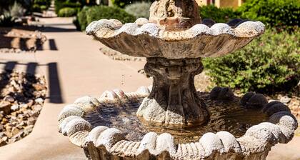 Brand New 2 Bedroom, 2 Bath Condo with pool and gym