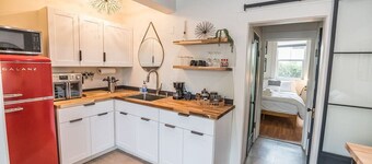 Downtown Dwelling 1616