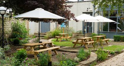 The Inn South Stainley