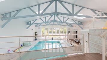 Piscine couverte, piscine chauffée