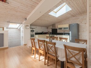 Fridge, oven, dishwasher
