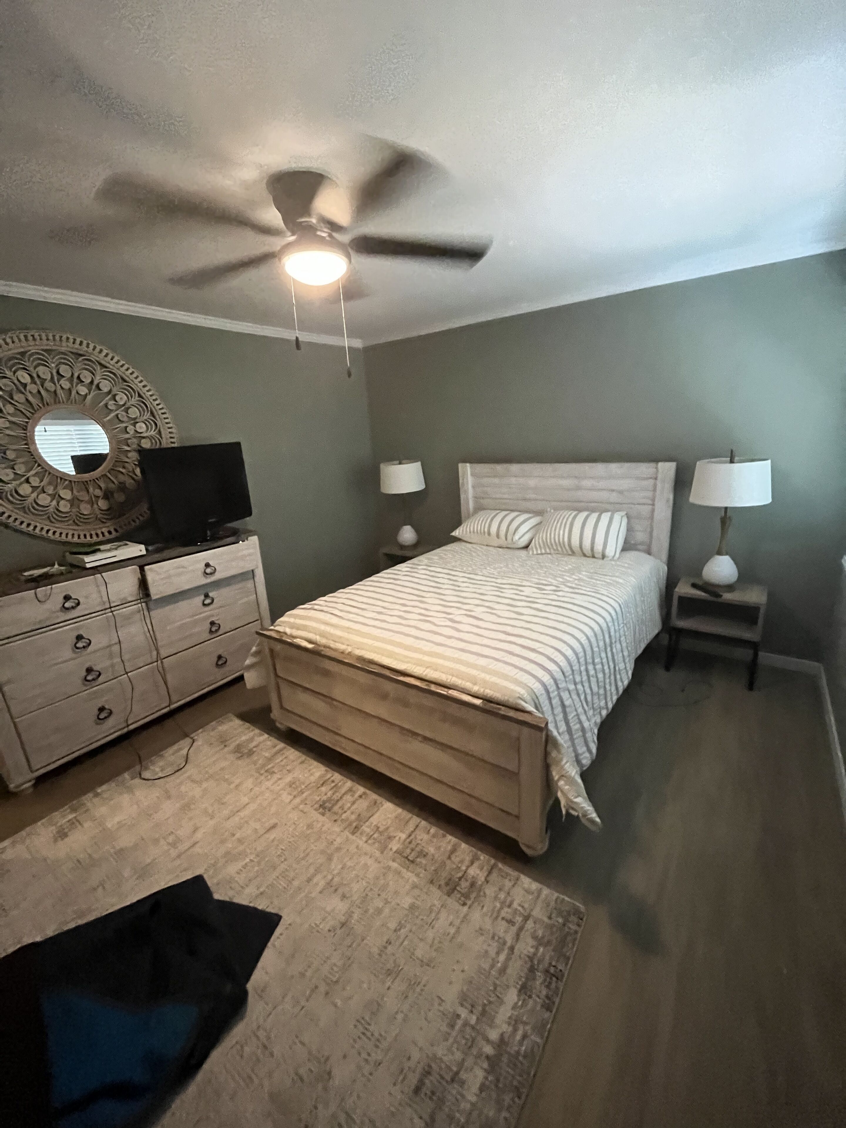 2 Schlafzimmer, Bügeleisen/Bügelbrett, WLAN, Bettwäsche